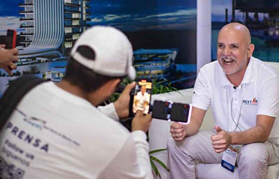 Lots of free press at the Cancun International Boat Show